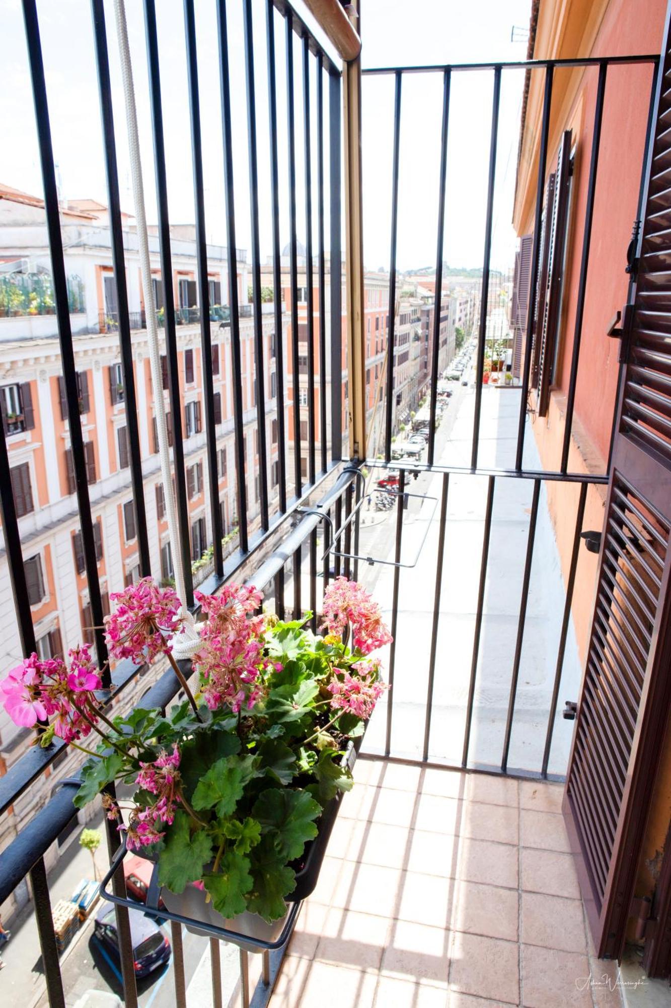 Magikrooms Topaz Rome Exterior photo